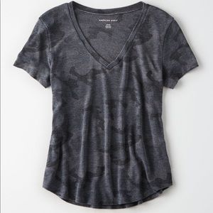 Black Camo American Eagle V neck